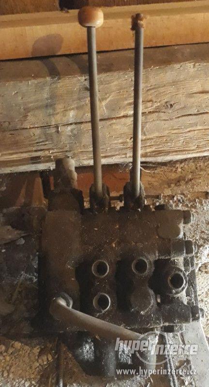 Hydraulický rozvadeč - foto 1
