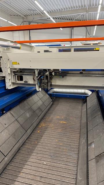 Laser TRUMPF TruLaser3030 3,2kW rv.06 -100% stav-sleva-ihned - foto 3