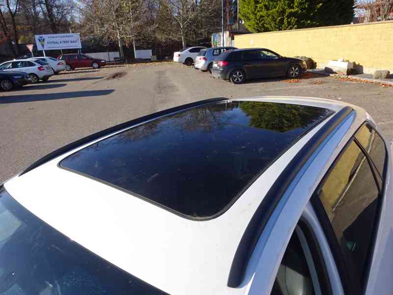 Seat Leon 2.0 TDI Combi r.v.2015 (110 kw) SERVISKA  - foto 21