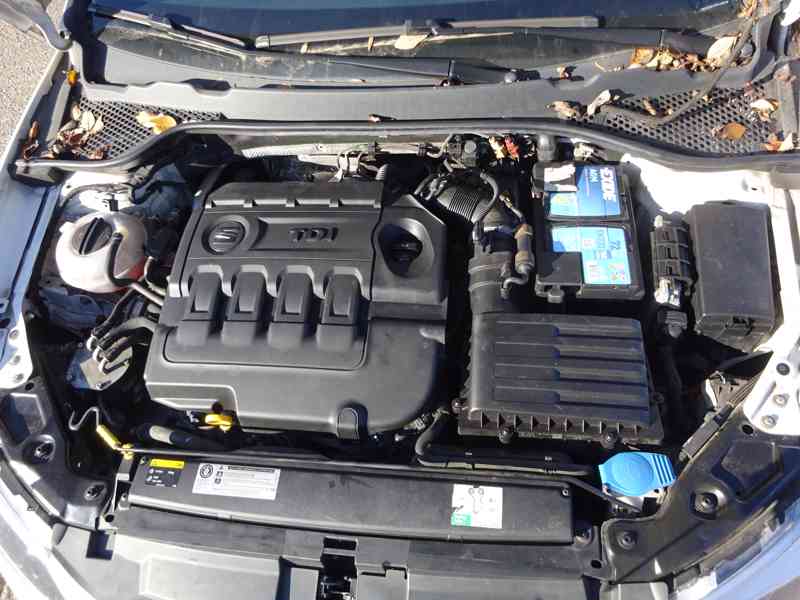 Seat Leon 2.0 TDI Combi r.v.2015 (110 kw) SERVISKA  - foto 22