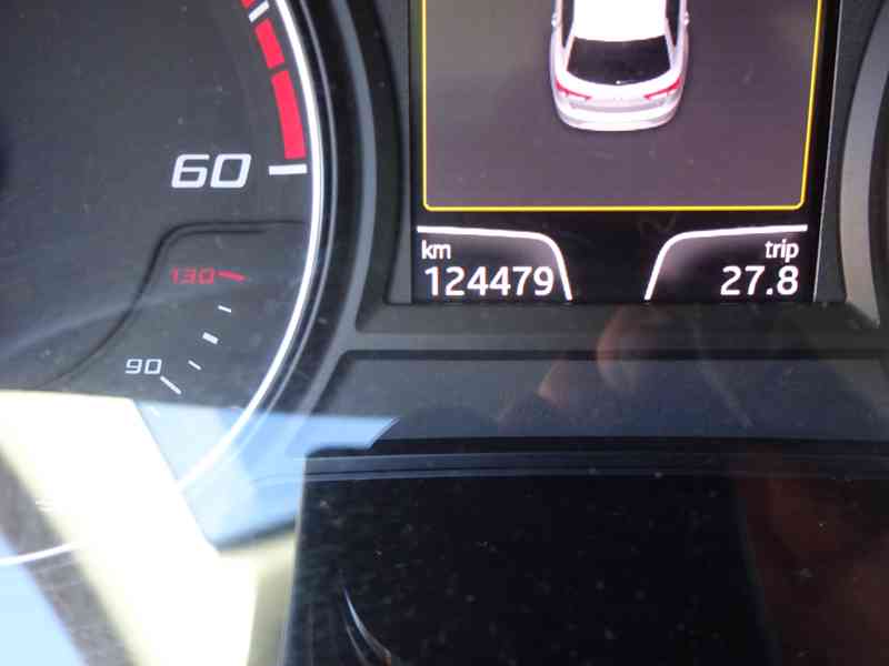 Seat Leon 2.0 TDI Combi r.v.2015 (110 kw) SERVISKA  - foto 7