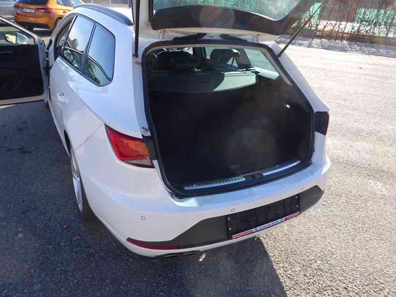 Seat Leon 2.0 TDI Combi r.v.2015 (110 kw) SERVISKA  - foto 19