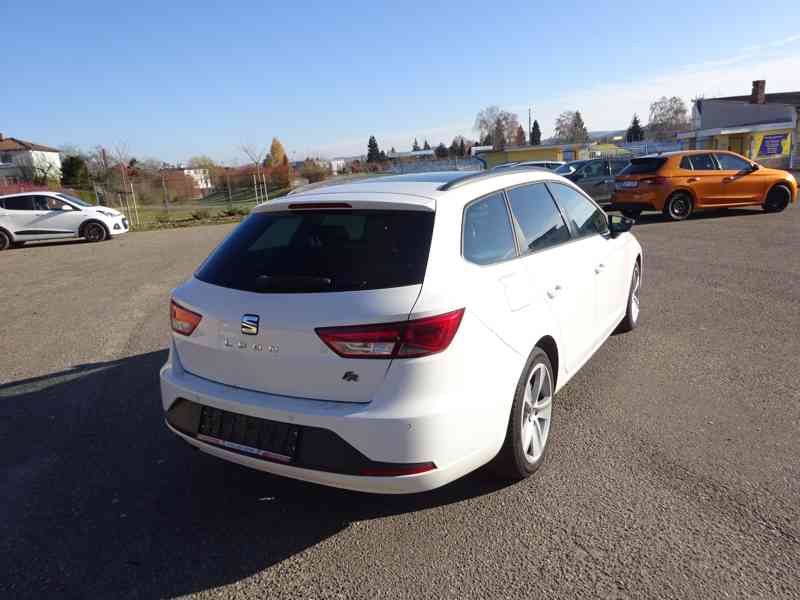Seat Leon 2.0 TDI Combi r.v.2015 (110 kw) SERVISKA  - foto 4