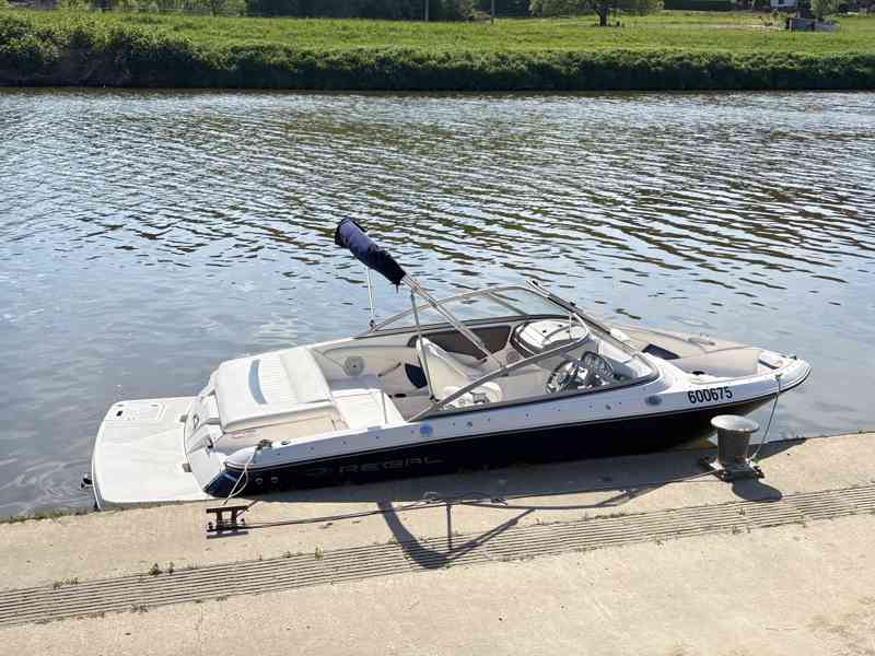 Regal 1900 Bowrider Volvo penta 4.3 Efi - foto 8