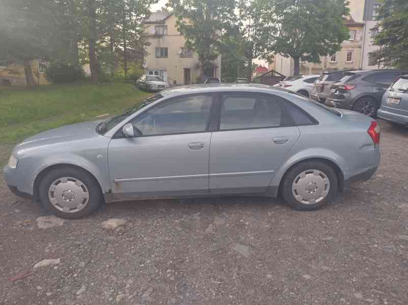 Audi A4/8E - foto 6