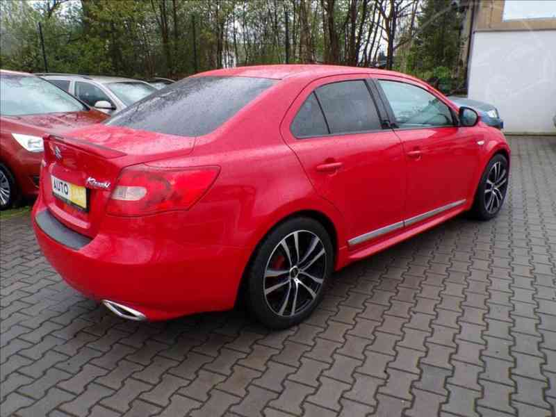 Suzuki Kizashi 2,4 i 4x4 AUTOMAT - foto 3