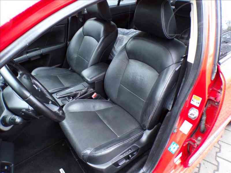 Suzuki Kizashi 2,4 i 4x4 AUTOMAT - foto 9