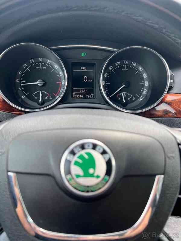 Škoda Superb 2,0   TDI 125 kW - foto 33