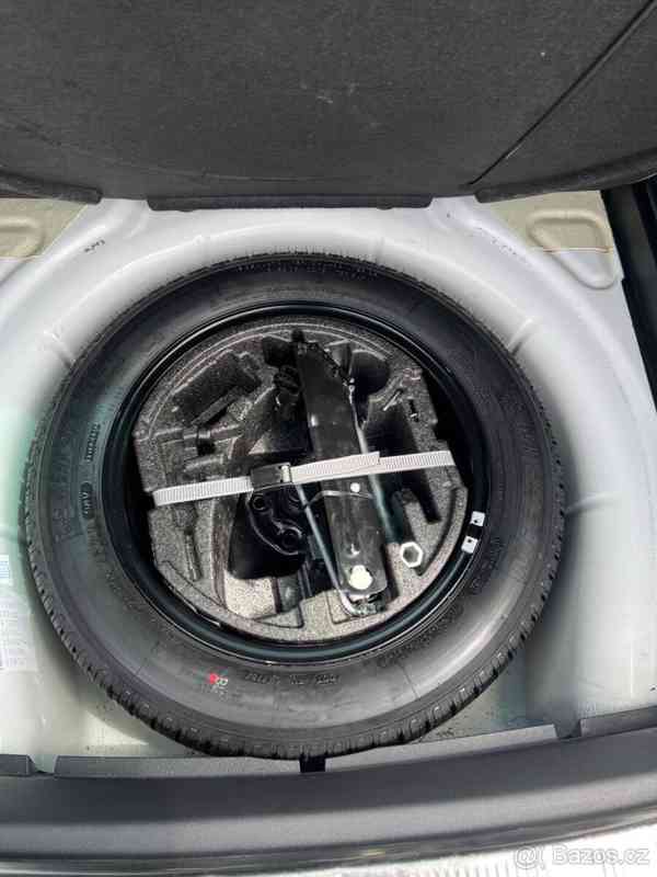 Škoda Superb 2,0   TDI 125 kW - foto 37