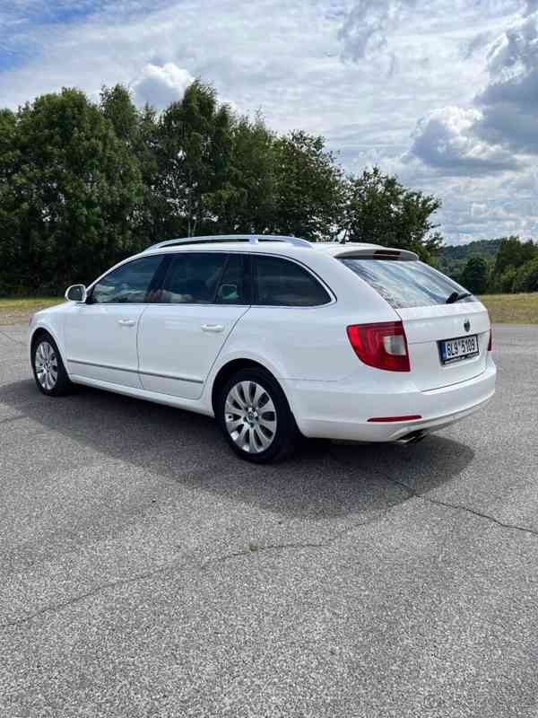 Škoda Superb 2,0   TDI 125 kW - foto 24