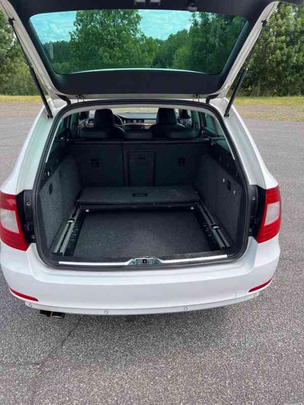 Škoda Superb 2,0   TDI 125 kW - foto 29