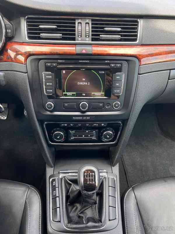 Škoda Superb 2,0   TDI 125 kW - foto 26