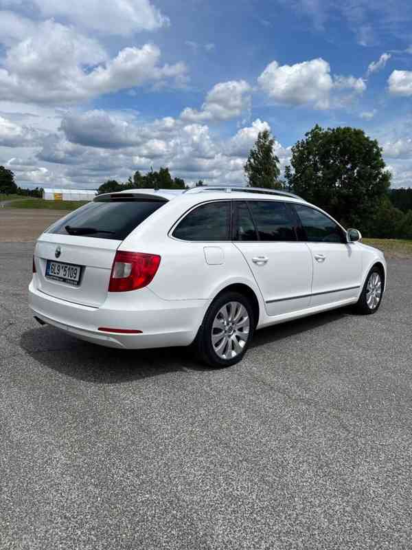Škoda Superb 2,0   TDI 125 kW - foto 2