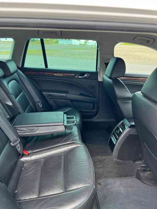 Škoda Superb 2,0   TDI 125 kW - foto 31