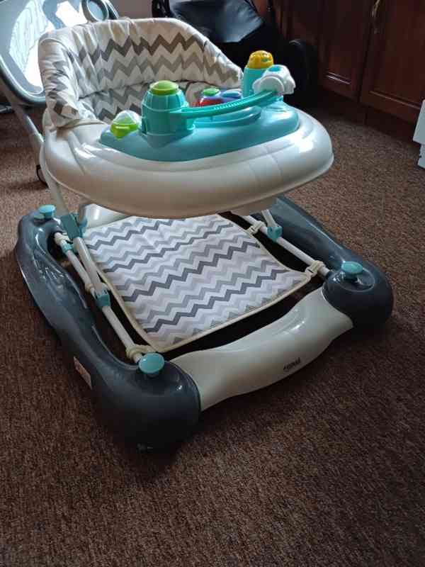 Chodítko Fillikid s houpačkou - foto 2