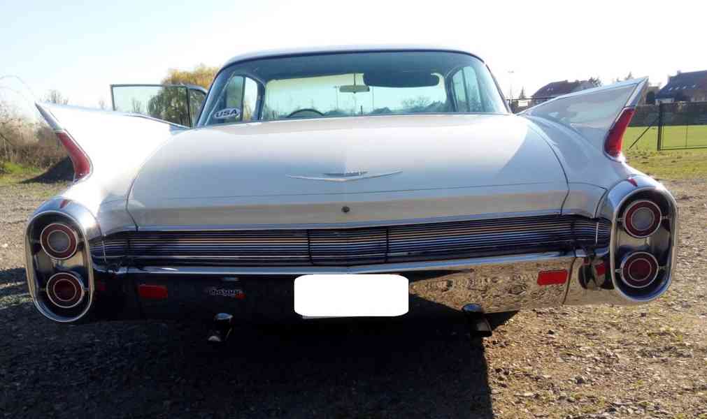 Cadillac de Ville, r. v. 1960, V-8 - 6380 cm3 - foto 3