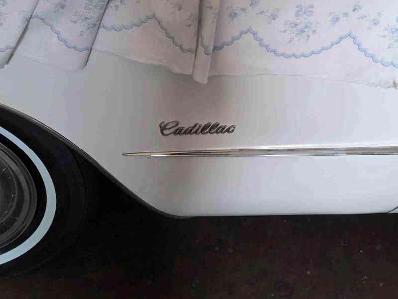 Cadillac de Ville, r. v. 1960, V-8 - 6380 cm3 - foto 10