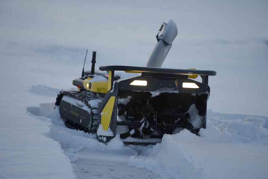 Profesionální YARBO core SNĚHOVÁ FRÉZA - foto 3