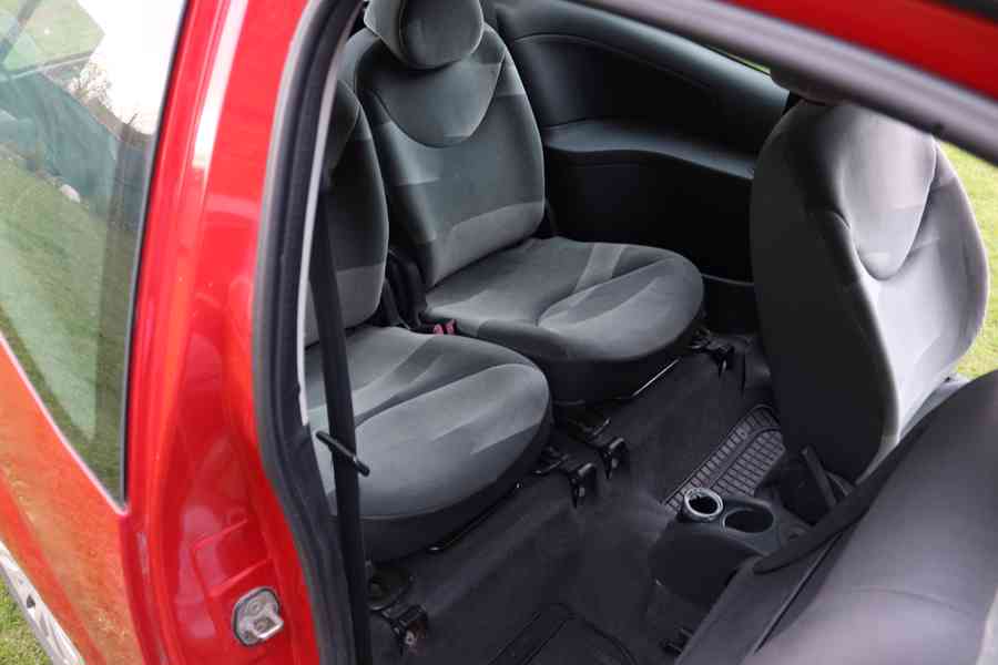 Prodám Citroen C2 - NOVÁ STK - foto 5