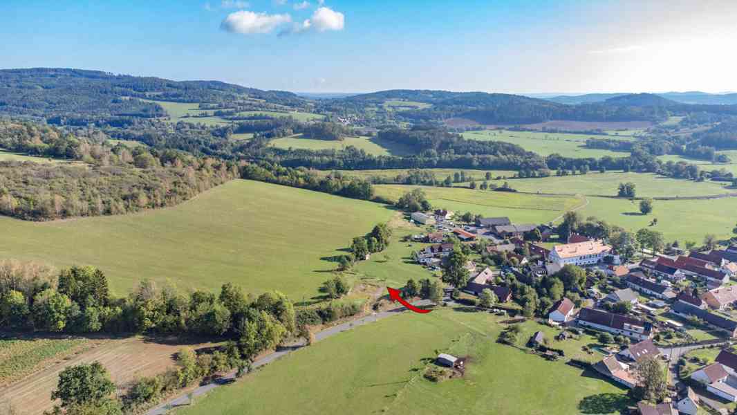 Slunný st. pozemek s výhledem  1629 m2, Mokrosuky u Sušice - foto 3