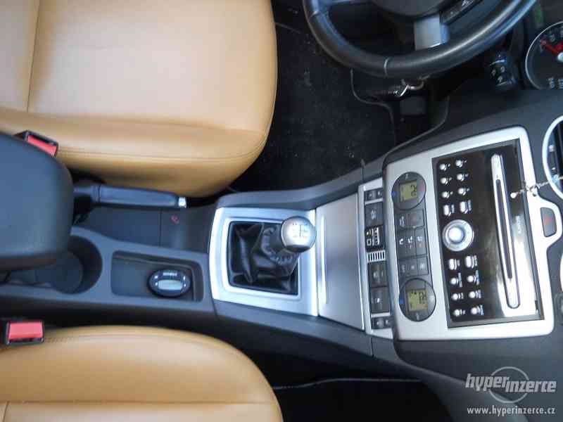 Ford Focus cc 2.0i Lpg, webasto, pininfarina r.v.2007 kabrio - foto 13