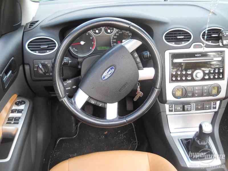 Ford Focus cc 2.0i Lpg, webasto, pininfarina r.v.2007 kabrio - foto 14