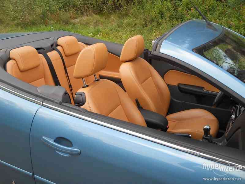 Ford Focus cc 2.0i Lpg, webasto, pininfarina r.v.2007 kabrio - foto 18