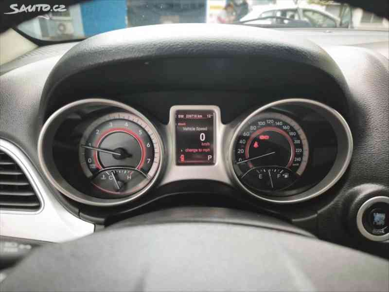 Fiat Freemont 3,6   4x4 AWD - foto 11
