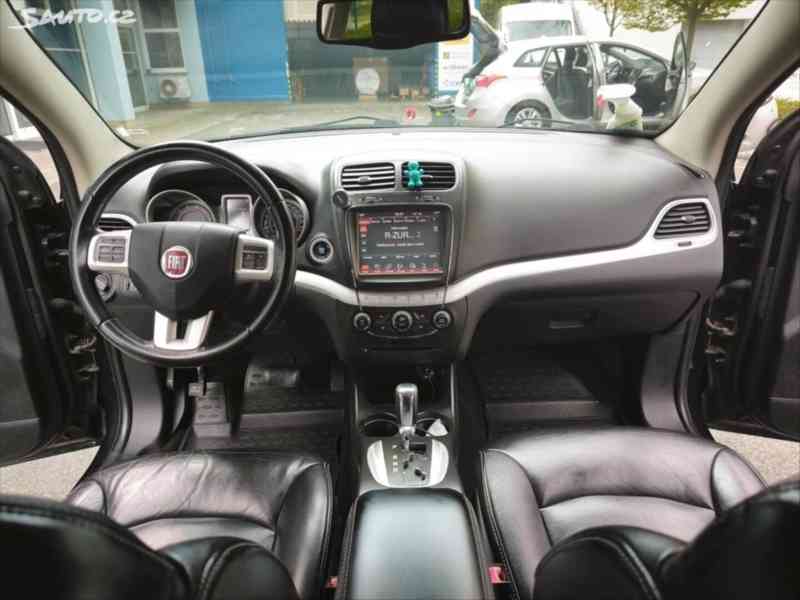 Fiat Freemont 3,6   4x4 AWD - foto 8