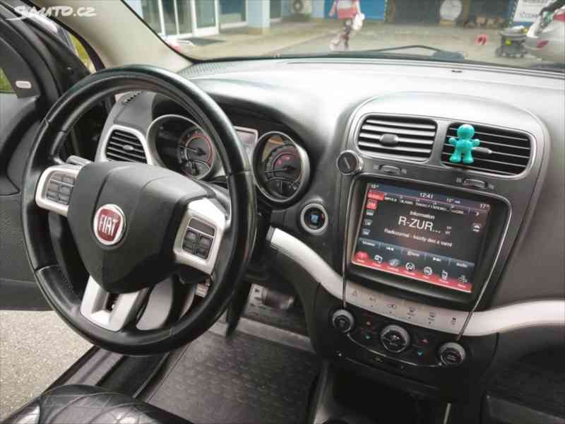 Fiat Freemont 3,6   4x4 AWD - foto 9