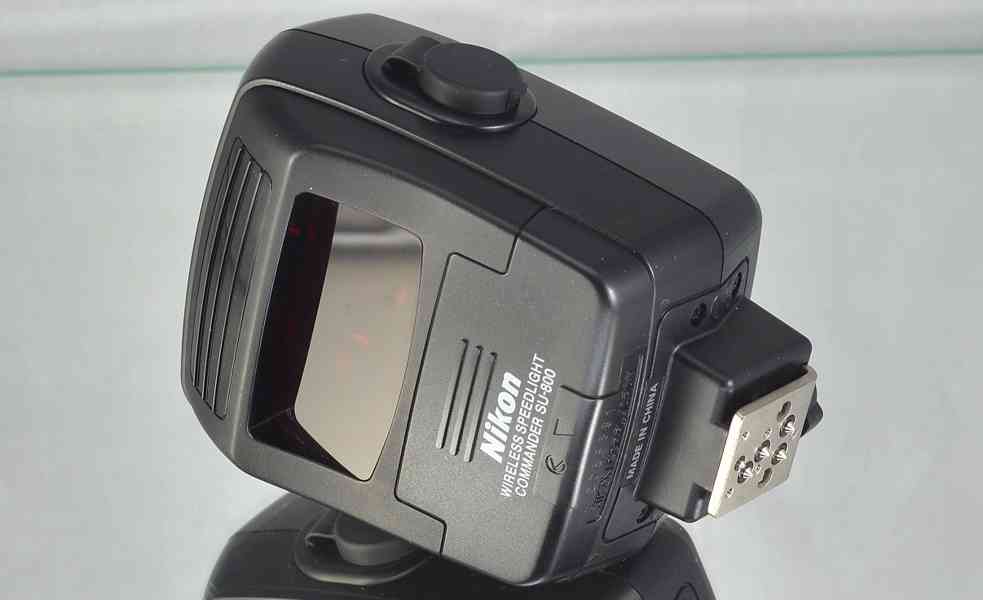 Nikon SU-800 *Bezdrátová záblesková jednotka*i-TTL - foto 5