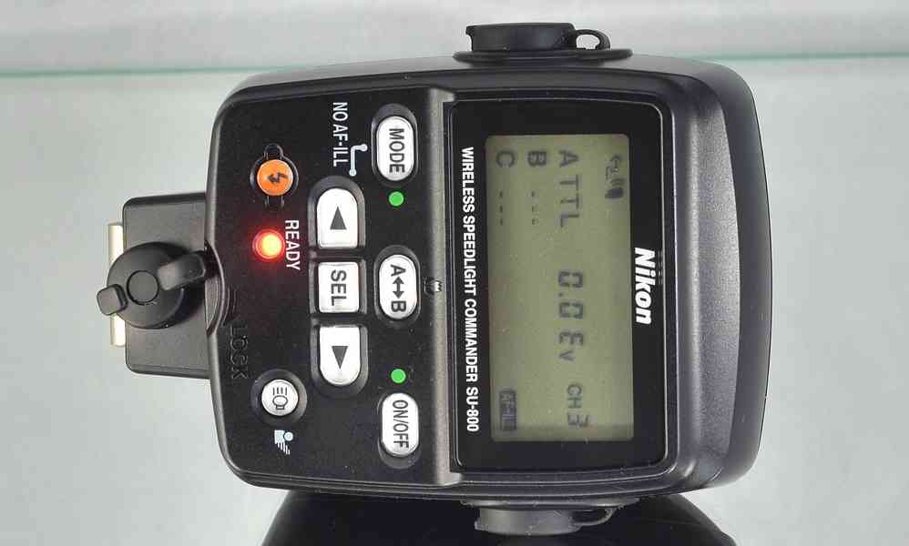 Nikon SU-800 *Bezdrátová záblesková jednotka*i-TTL - foto 7