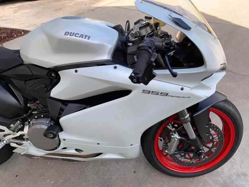 2016 Ducati SUPERBIKE 959 PANIGALE - foto 3