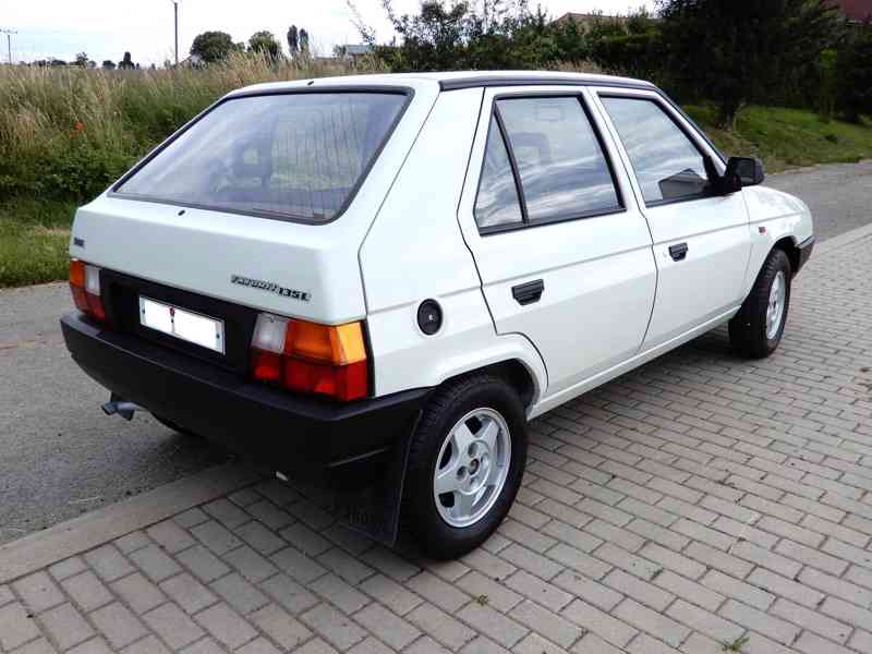Škoda Favorit 135L, 1990, najeto 26.000km - foto 5