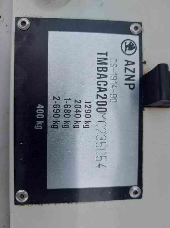 Škoda Favorit 135L, 1990, najeto 26.000km - foto 14