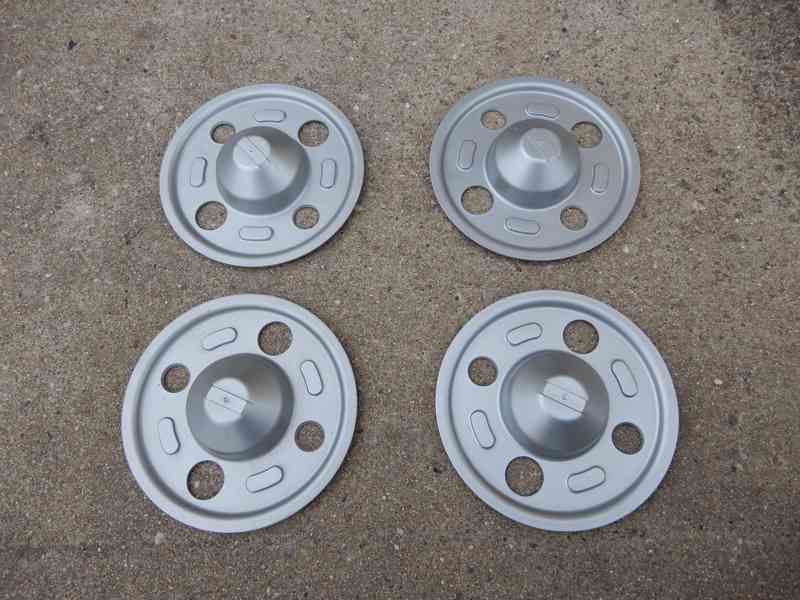 Škoda Favorit 135L, 1990, najeto 26.000km - foto 13