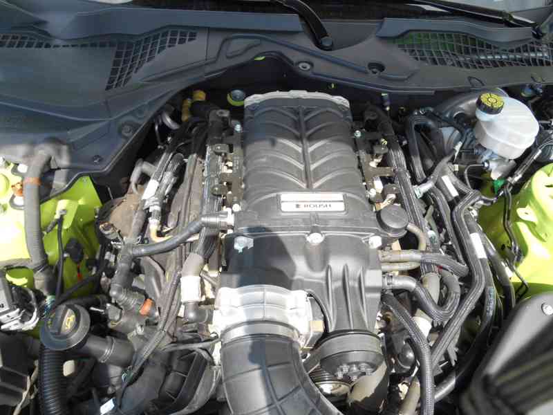 FORG MUSTANG GT 5,0 ROUSH  SUPERCHARGED 559KW 2020 - foto 8