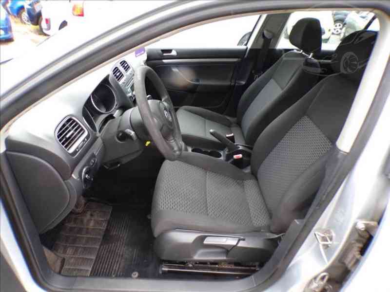 Volkswagen Golf 1,6 TDI - foto 7