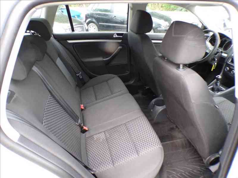 Volkswagen Golf 1,6 TDI - foto 10