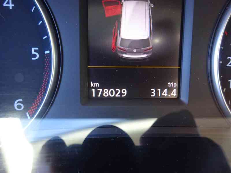 VW Sharan 2.0 TDI r.v.2015 (130 KW) 7 míst AUTOMAT - foto 7