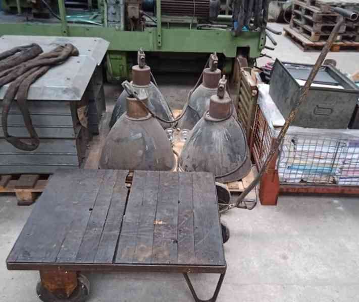 Dopravní vozík s ojí (15647.)