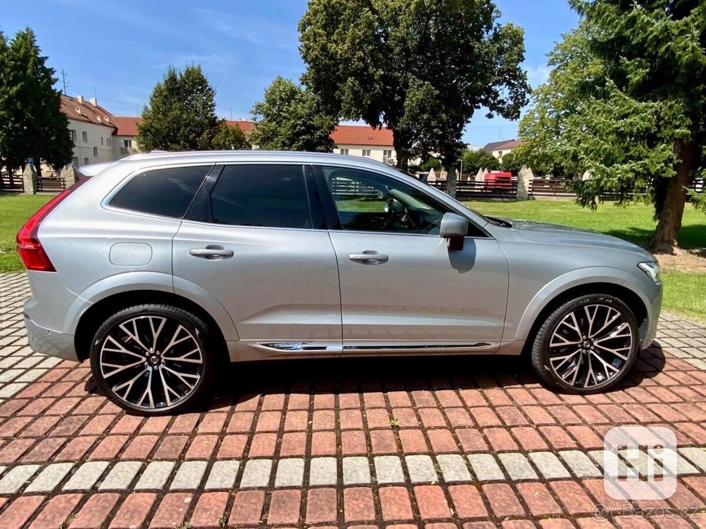 Volvo XC60 T6 Inscription – top stav - foto 1