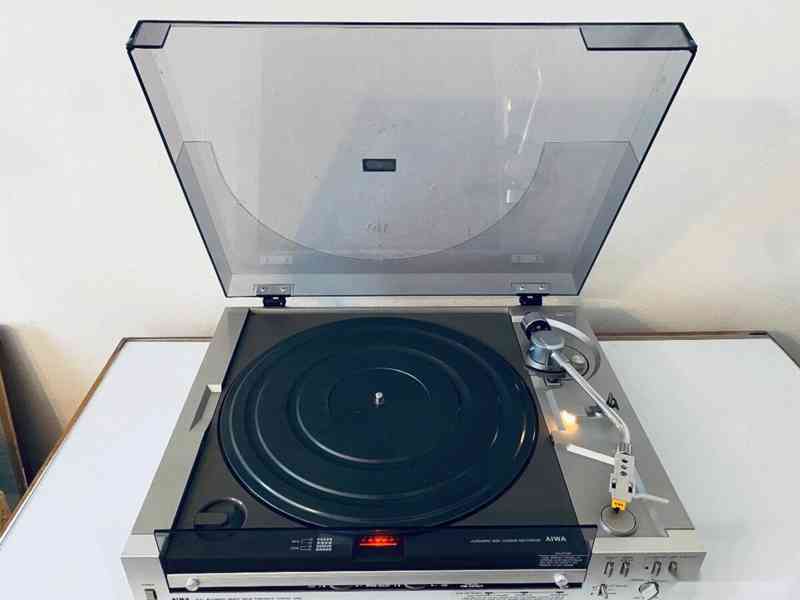 Full automatic gramofon Aiwa D 50, rok 1981 - foto 10