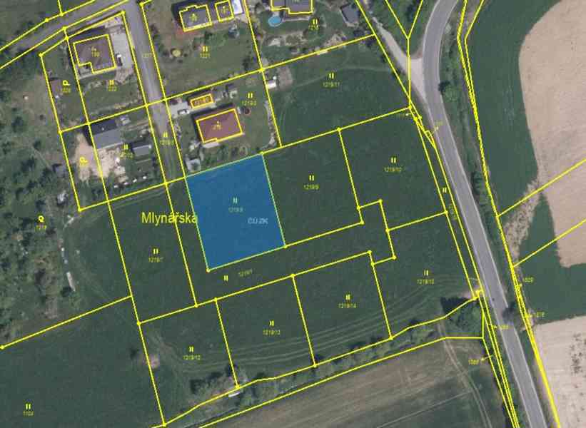 Žernov - prodej stavebního pozemku 1216 m2