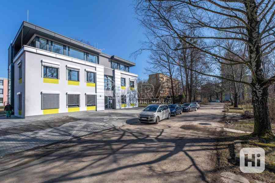 Pronájem moderní zubní ordinace 31,5 m2 v centru Havířova - foto 22