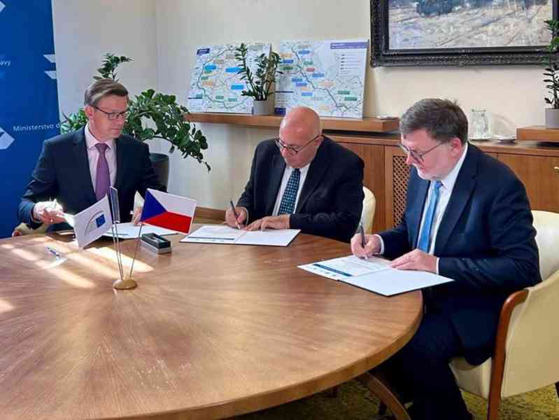 Nebankovní půjčka - foto 1