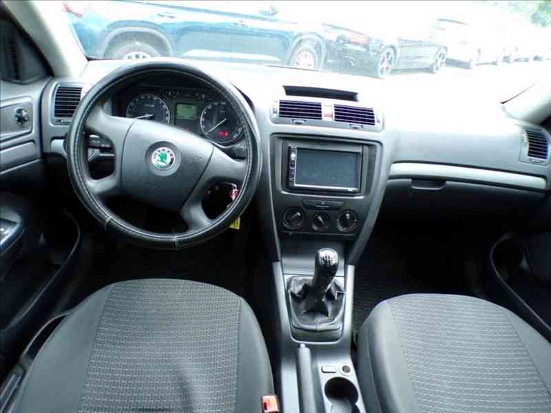 Škoda Octavia 1,6 MPI TAŽNÉ ZAŘÍZENÍ - foto 5