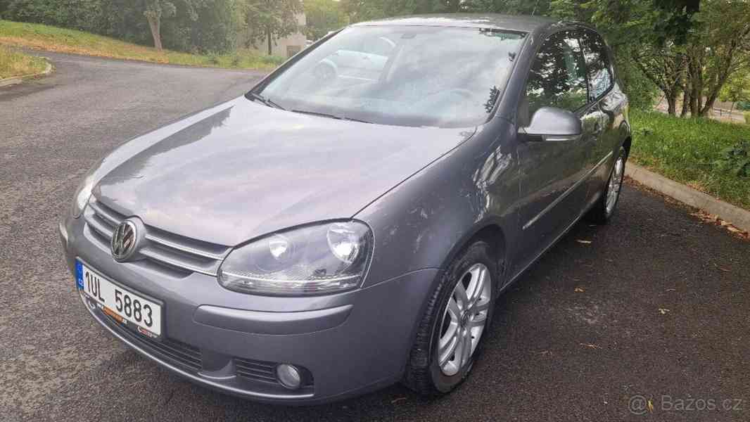 Volkswagen Golf 1,4   5 - foto 2