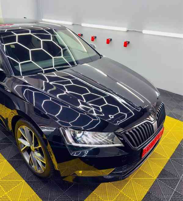 Škoda Superb 2,0   TDI 140kW 2018 VIRTUAL• 245TKM - foto 9
