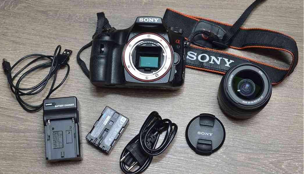 Sony SLT- A57 + 18-55mm *APS-C FullHDV 10500 Exp. - foto 3